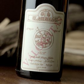   Nyári Olaszrizling Válogatás  minőségi félszáraz badacsonyi fehérbor